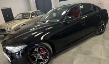 ALFA ROMEO GIULIA 2.2 TD 180 CV AT8 SUPER completo