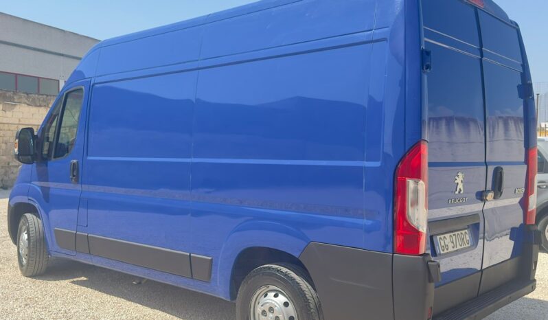 PEUGEOT BOXER 330 BLUE HDi 140 S&S PC-TM FURG. completo