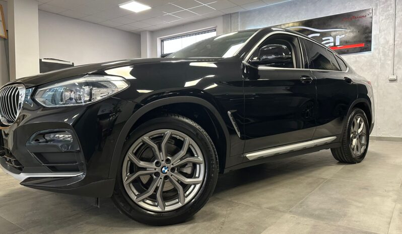 BMW X4 xDRIVE20d xLINE completo