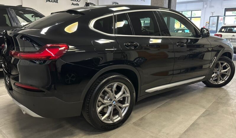 BMW X4 xDRIVE20d xLINE completo