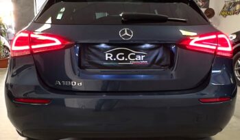 MERCEDES BENZ A 180 d AUTOMATIC completo