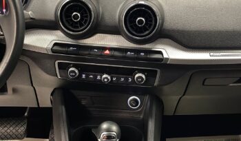 AUDI Q2 30 S TRONIC completo