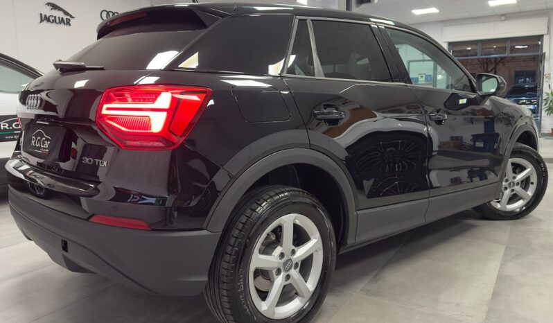 AUDI Q2 30 S TRONIC completo