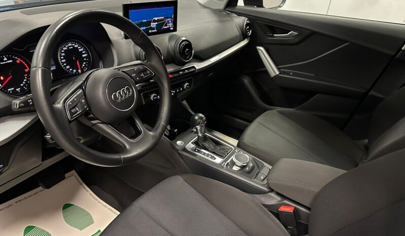 AUDI Q2 30 S TRONIC completo